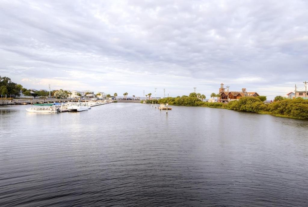 Waterfront Duplex With Dock And Views Near Town! Villa Cedar Key Eksteriør bilde